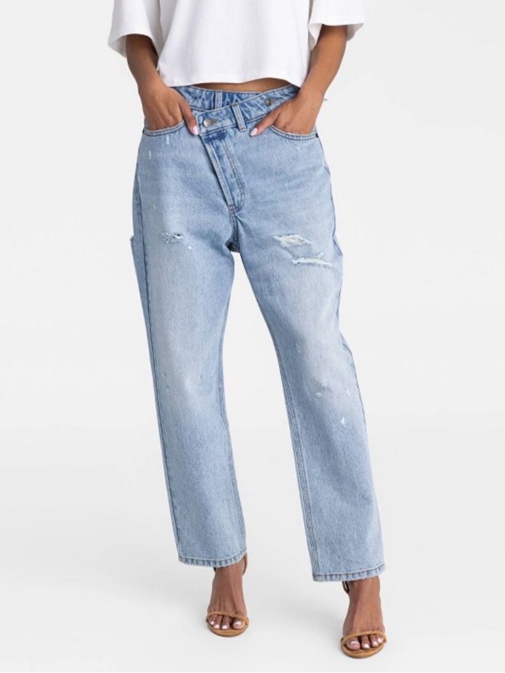 KBB by KAHLANA Women’s Mid-Rise Tapered Leg ‘The Dylan Jean’